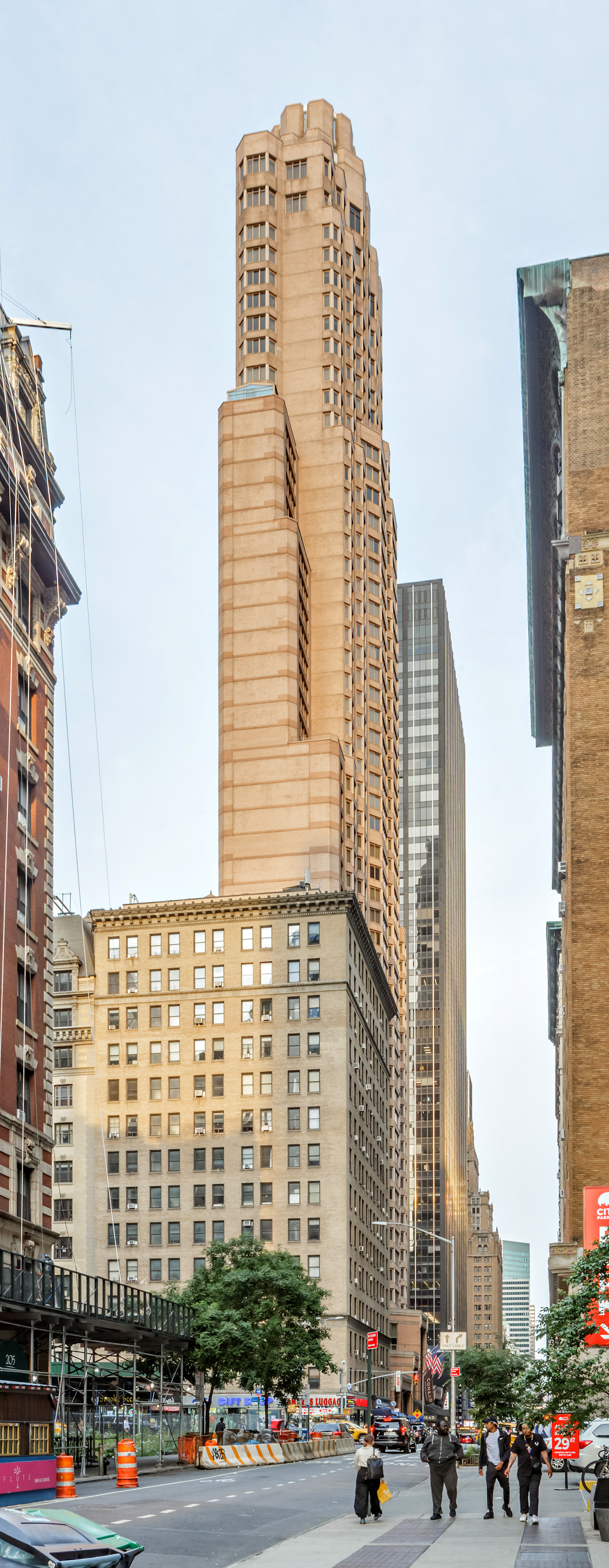 The London NYC, New York City - View from Broadway. © Mathias Beinling
